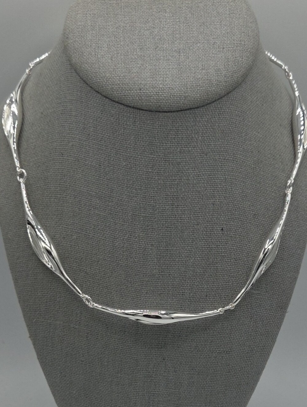 5 for $25! Rush by Denis & Charles Silver Tone Sculpted Link Necklace